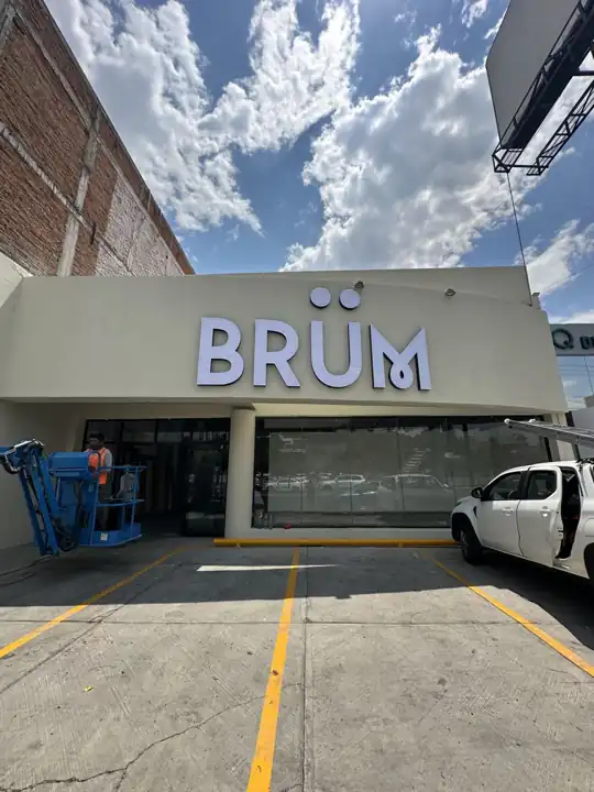 Letras 3D para Brüm