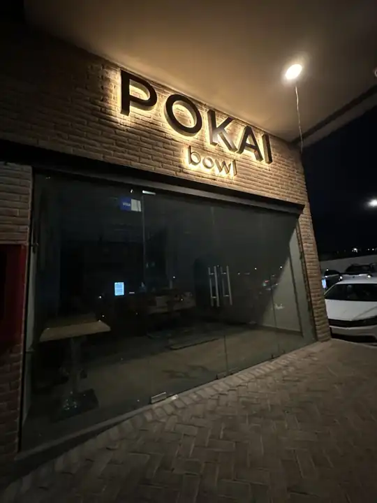 Letras retroiluminadas para Pokai Bowl