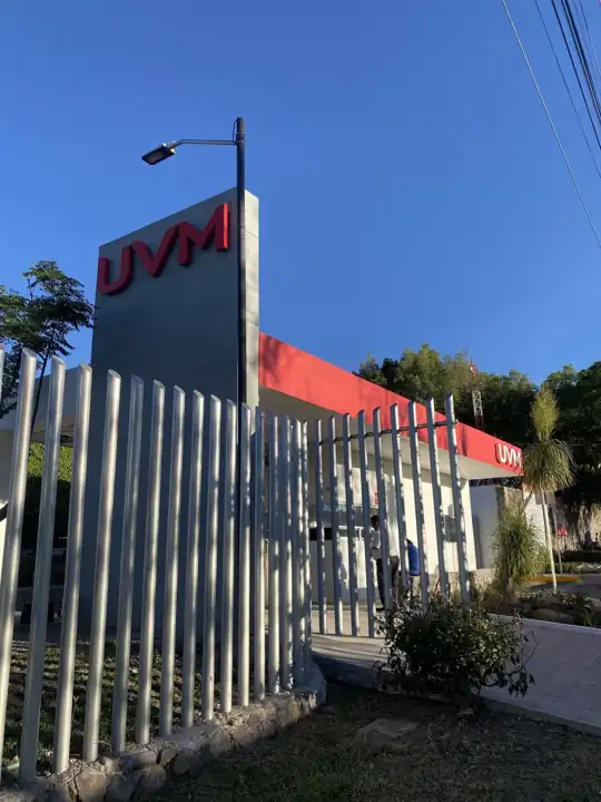 Tótem para UVM